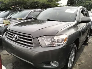Toyota Highlander 2010 Gray