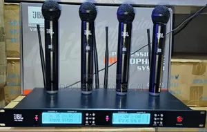 JBL Professional Wireless Microphone System Vm9900