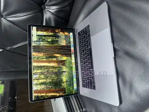 Laptop Apple MacBook Pro 2019 16GB Intel Core I7 SSD 512GB