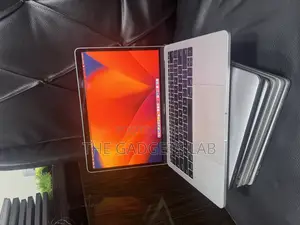 Laptop Apple MacBook Pro 2017 16GB Intel Core I5 SSD 256GB