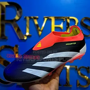 Deluxe Adidas Predator Elite Football Soccer Boot