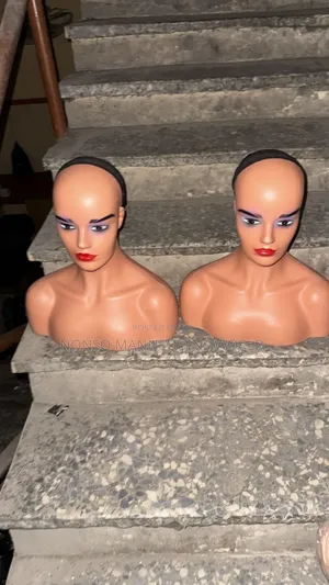 Female Plastic Mannequin With Shoulder