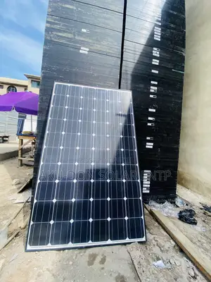 300watts 72cell Original Canadian Solar Panels Blackframe