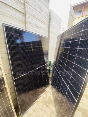 550watts 144cells Original Canadian Half-Cut Solar Panels