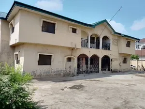 3bdrm Block of Flats in Mararaba for sale