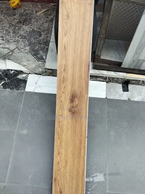 High Quality New Arrivals SPC Wooden Floor Tiles 