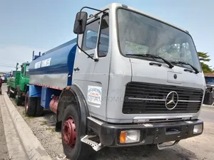 Mercedes-Benz Water Tanker Truck 2000 White