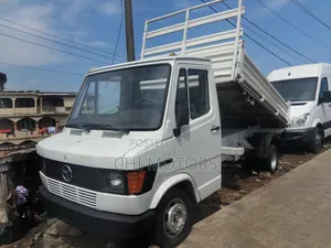 Mercedes Mini Truck Tipper