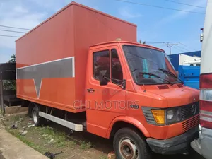 Mercedes Mini Truck 410d 2006