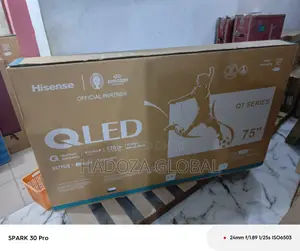75-inch Class Qd7 Series Qled 4k Uhd Google Smart Tv Hisense