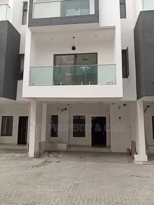 Furnished 4bdrm Townhouse/Terrace in Lekki for sale