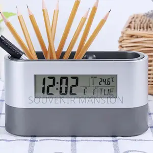 Oval Pen Stand