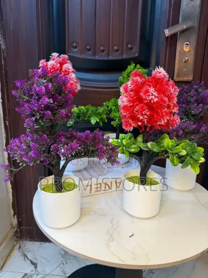 Beautiful Decorative Table Top Flowers