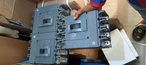 Original Schneider Breaker 630amp 4p McCb