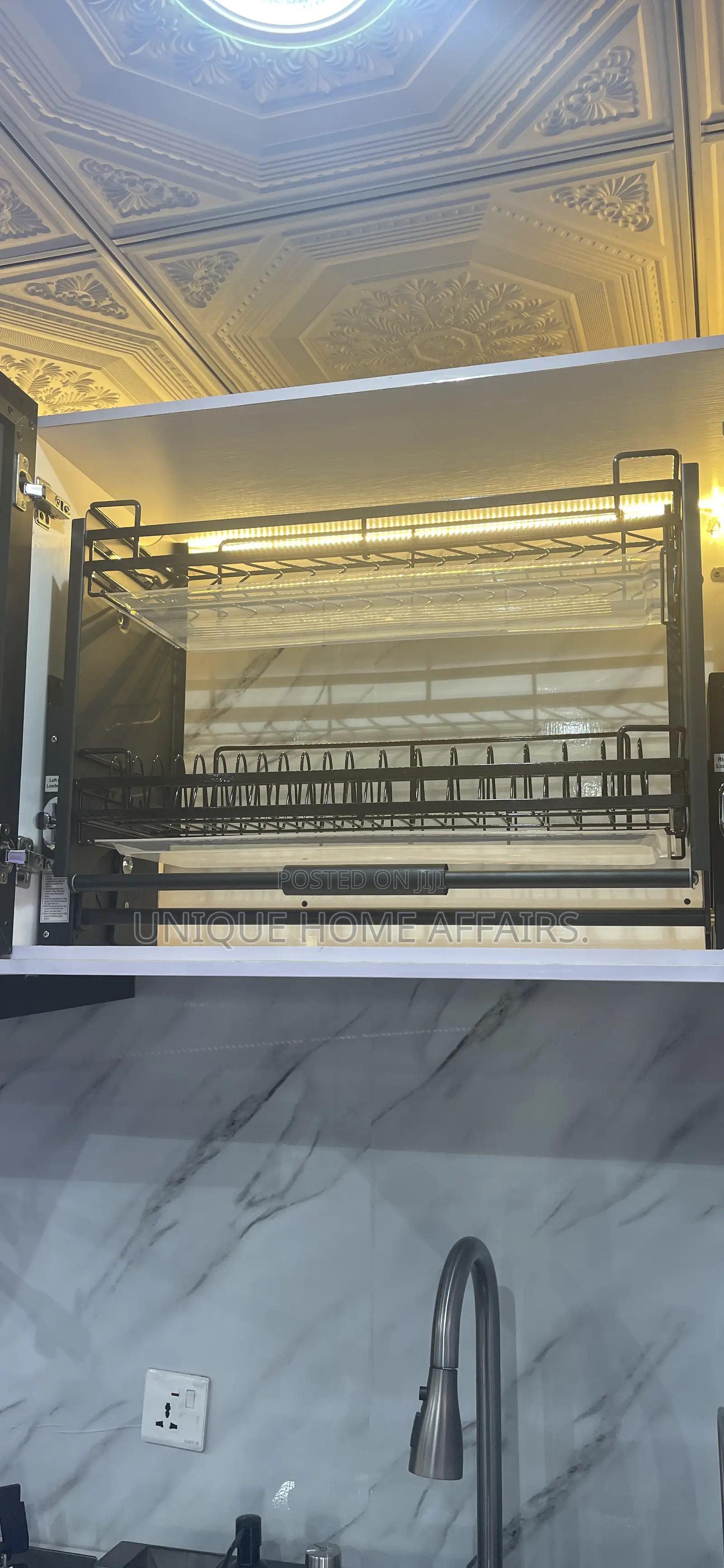 Elevator Plate Rack Black