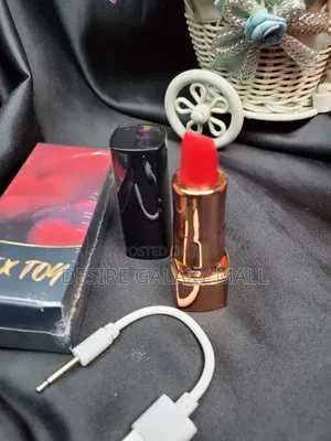 Hide and Play Rechargeable Lipstick