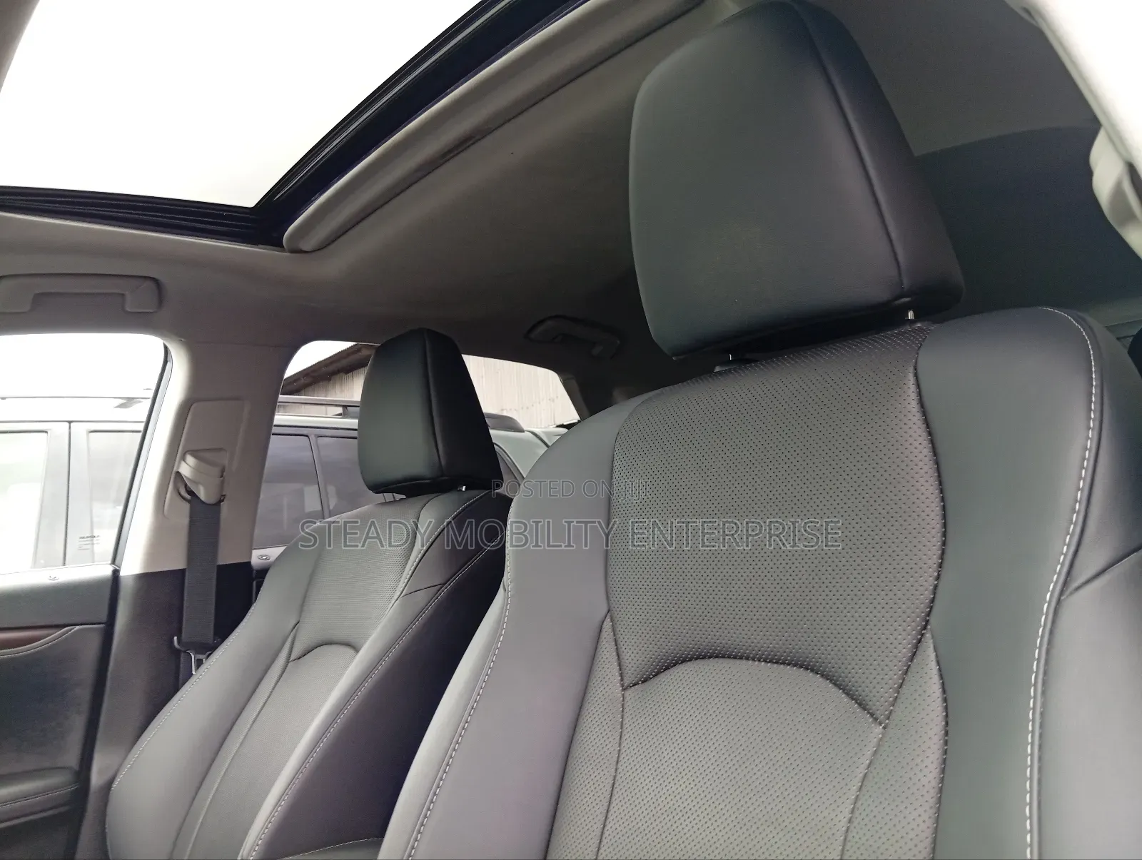 Lexus RX 2022 Red