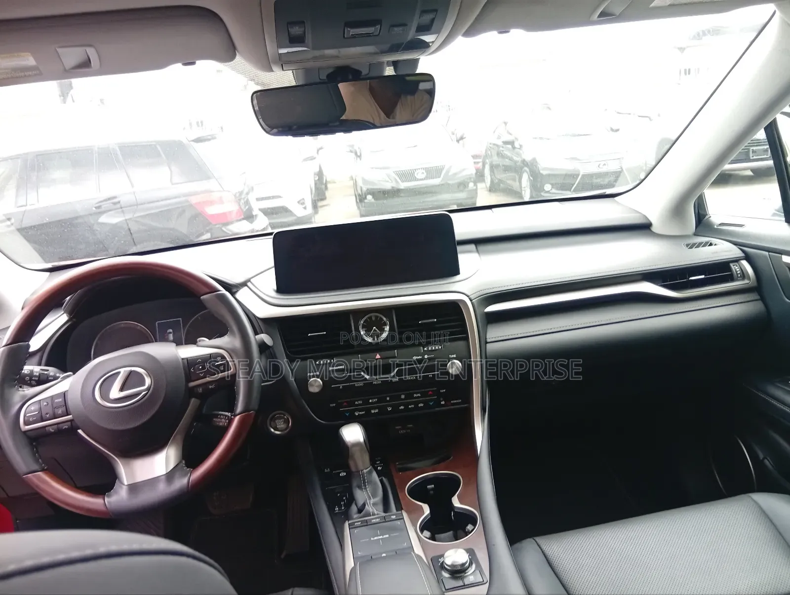 Lexus RX 2022 Red