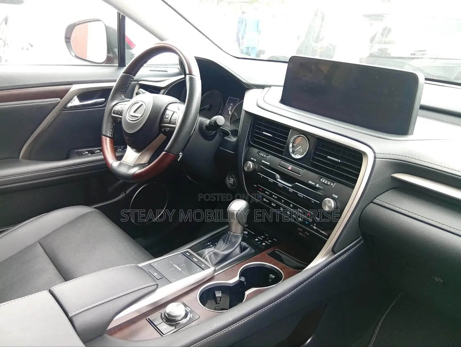 Lexus RX 2022 Red