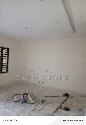 2bdrm Block of Flats in Fo1, Kubwa for rent