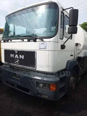 Tanker Peddler Truck
