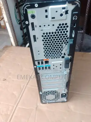 New Desktop Computer HP Z2 G5 SFF 16GB Intel Core I7 SSD 512GB