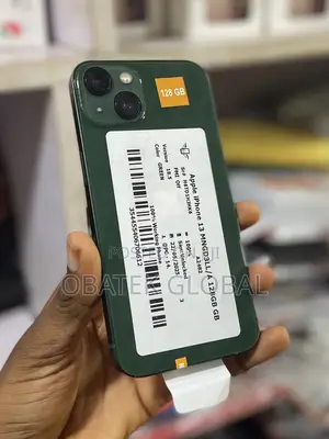 Apple iPhone 13 128 GB Green