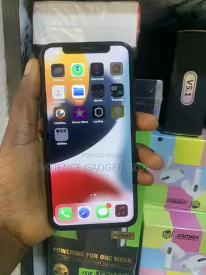 Apple iPhone X 64 GB Black