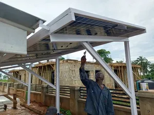 Solar Panels Shade System for House