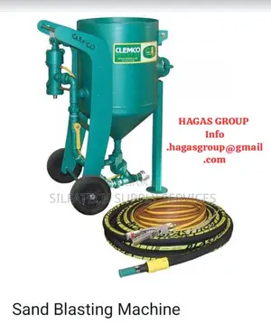 Sand Blasting Machine