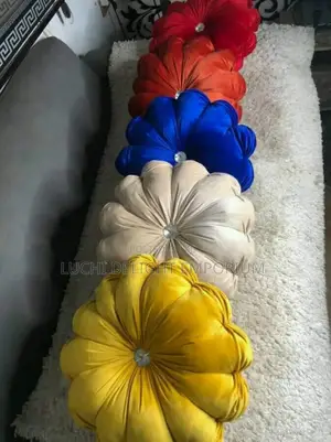 Classic Cotton Velvet Round Throw Pillows