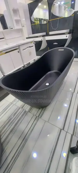 Ribbed Exterior Freestanding Bathtub Black