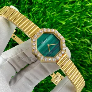 Chopard Quality Luxury Ladies Chain Strap Wristwatch