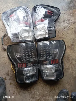 Rear Light Toyota Tundra 2010 Yahoo Model