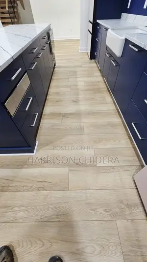 Wooden Luxury Homes Design Flooring
