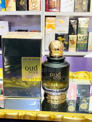 Oud Noir Perfume