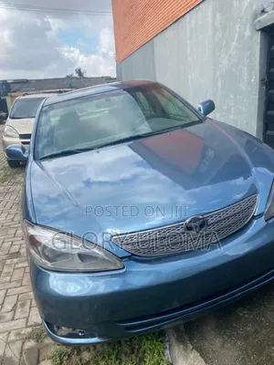 Toyota Camry 2004 Blue