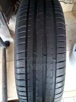 235 65 R18 Michelin Tires