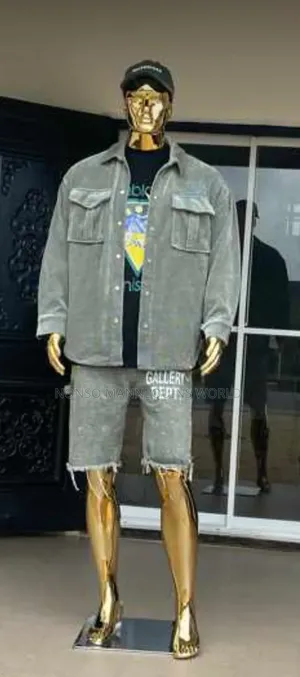 Huge Gold Male Mannequin With Face