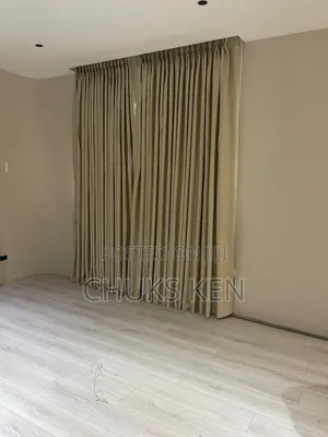 Quality Pleated Curtain