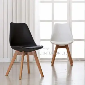 Wooden Leg Restaurant Chair