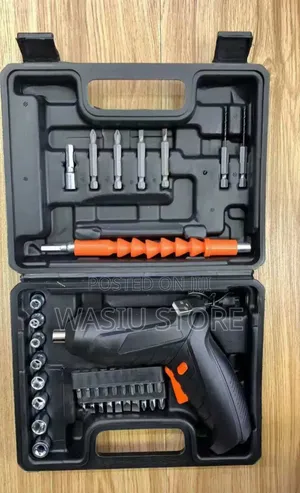 Lithium Battery Rechargeable Screwdriver With Accessories Set.