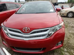 Toyota Venza XLE 4dr Wagon AWD (3.5L 6cyl 6A) 2015 Red