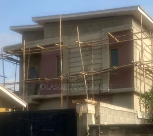 3bdrm Block of Flats in Transit Estate, Ikeja for sale