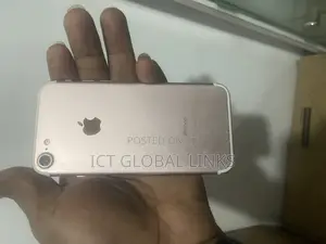 Apple iPhone 7 32 GB Gold