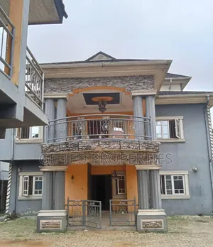 6bdrm Duplex in Minita Estate, Port-Harcourt for sale