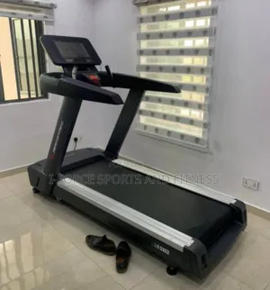 American Fitness 6hp Commercial Treadmill