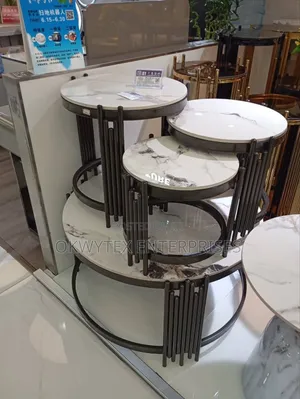 Today Design Italian Quality Center Table With Side Stools