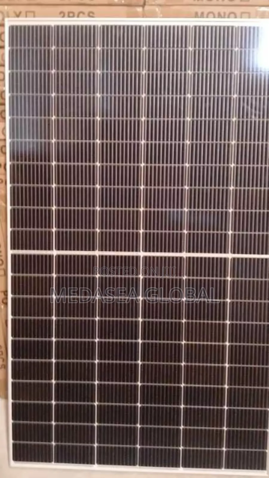 550-watts Solar Panel