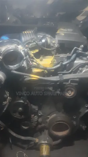 Nissan Pathfinder 4.0 Japan Engine and Gearbox